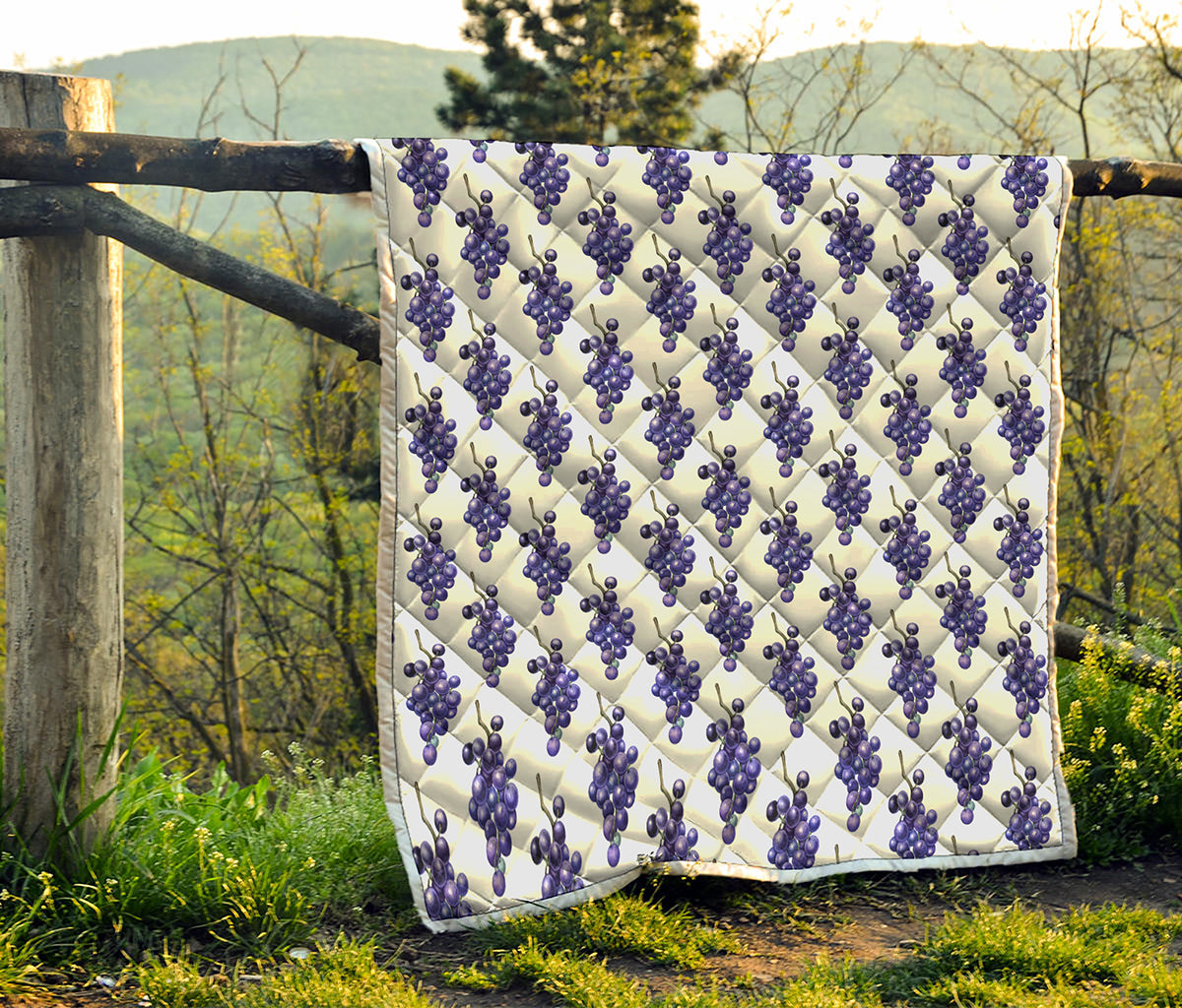 Watercolor Grape Pattern Print Quilt