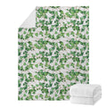 Watercolor Ivy Leaf Pattern Print Blanket