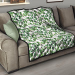 Watercolor Ivy Leaf Pattern Print Quilt