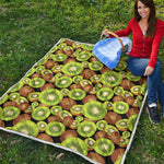 Watercolor Kiwi Pattern Print Quilt