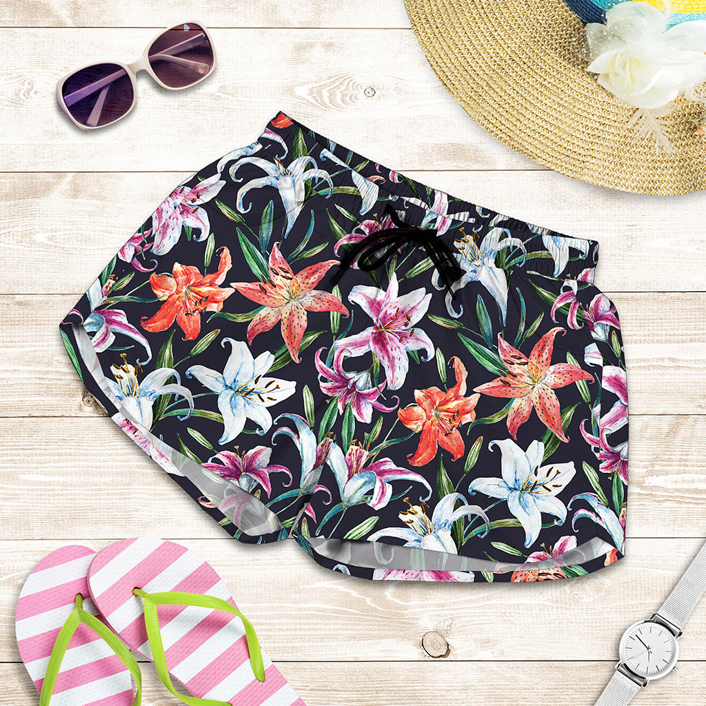 Watercolor Lily Flowers Pattern Print Women's Shorts