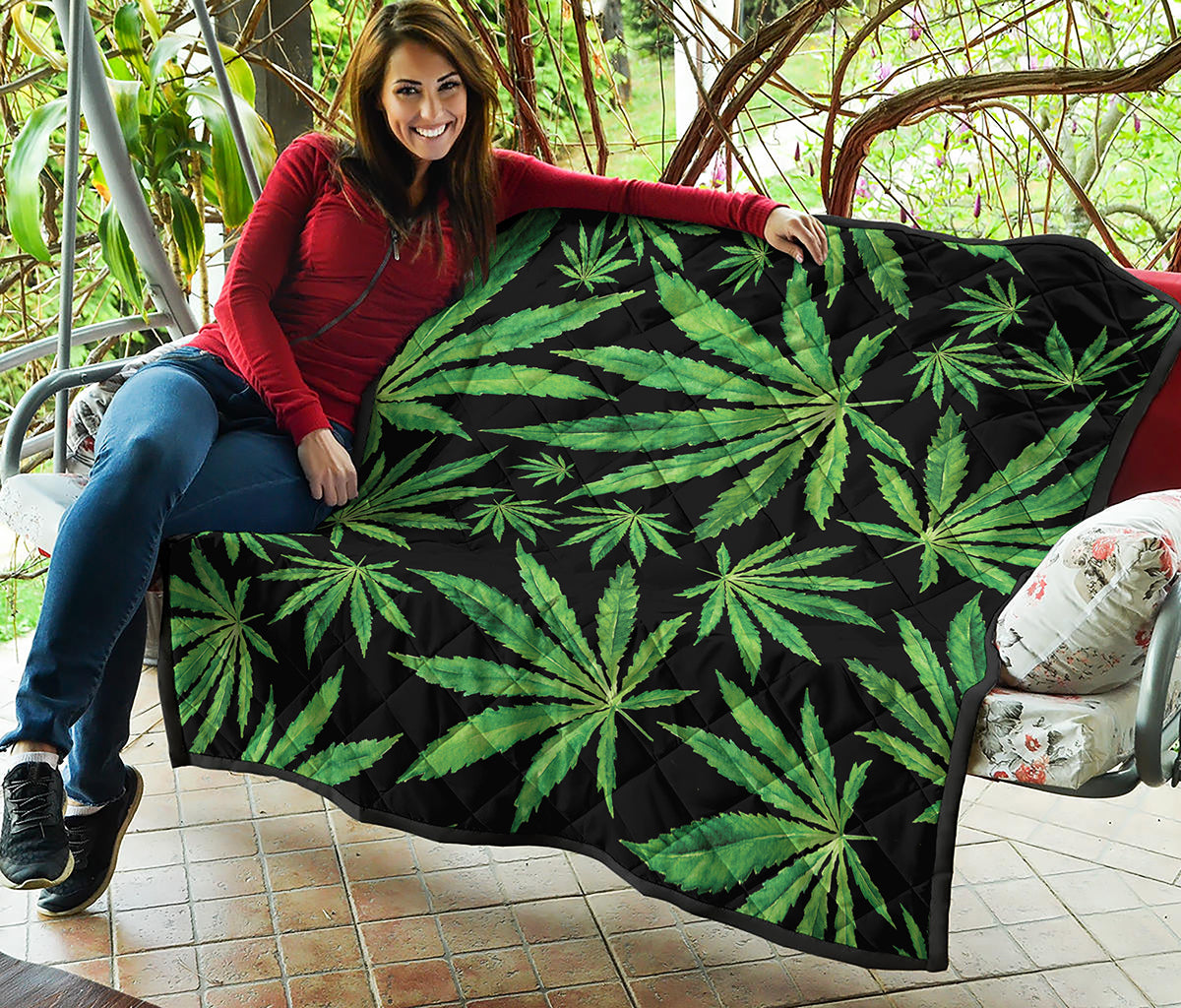 Watercolor Marijuana Leaf Pattern Print Quilt