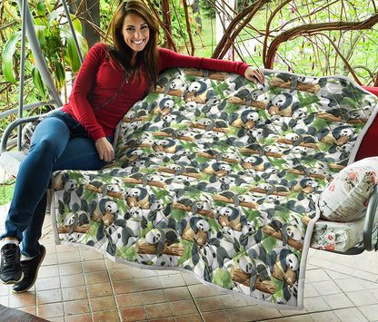 Watercolor Panda Bear Pattern Print Quilt
