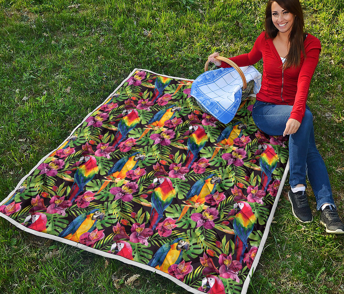 Watercolor Parrot Pattern Print Quilt
