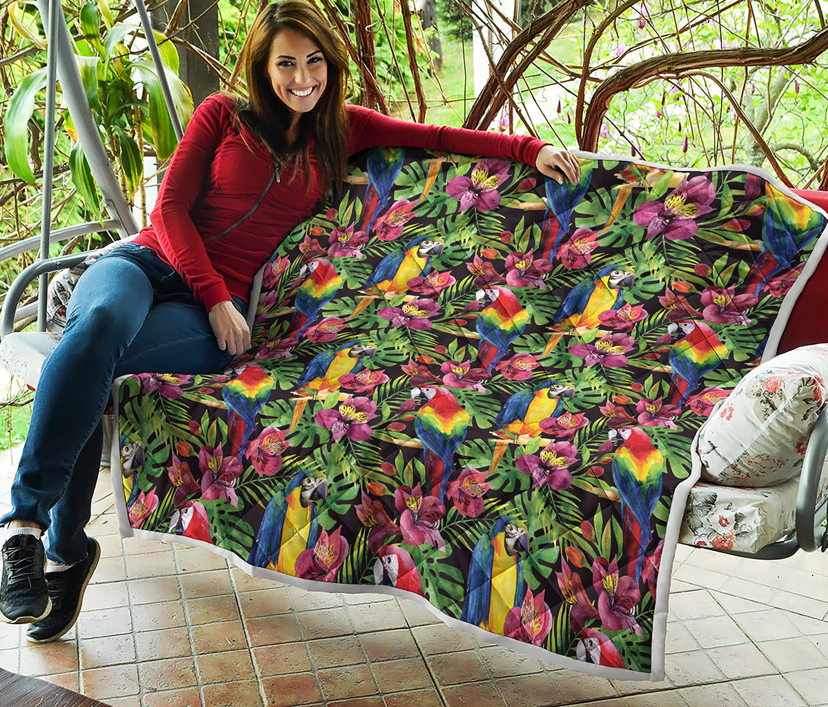Watercolor Parrot Pattern Print Quilt