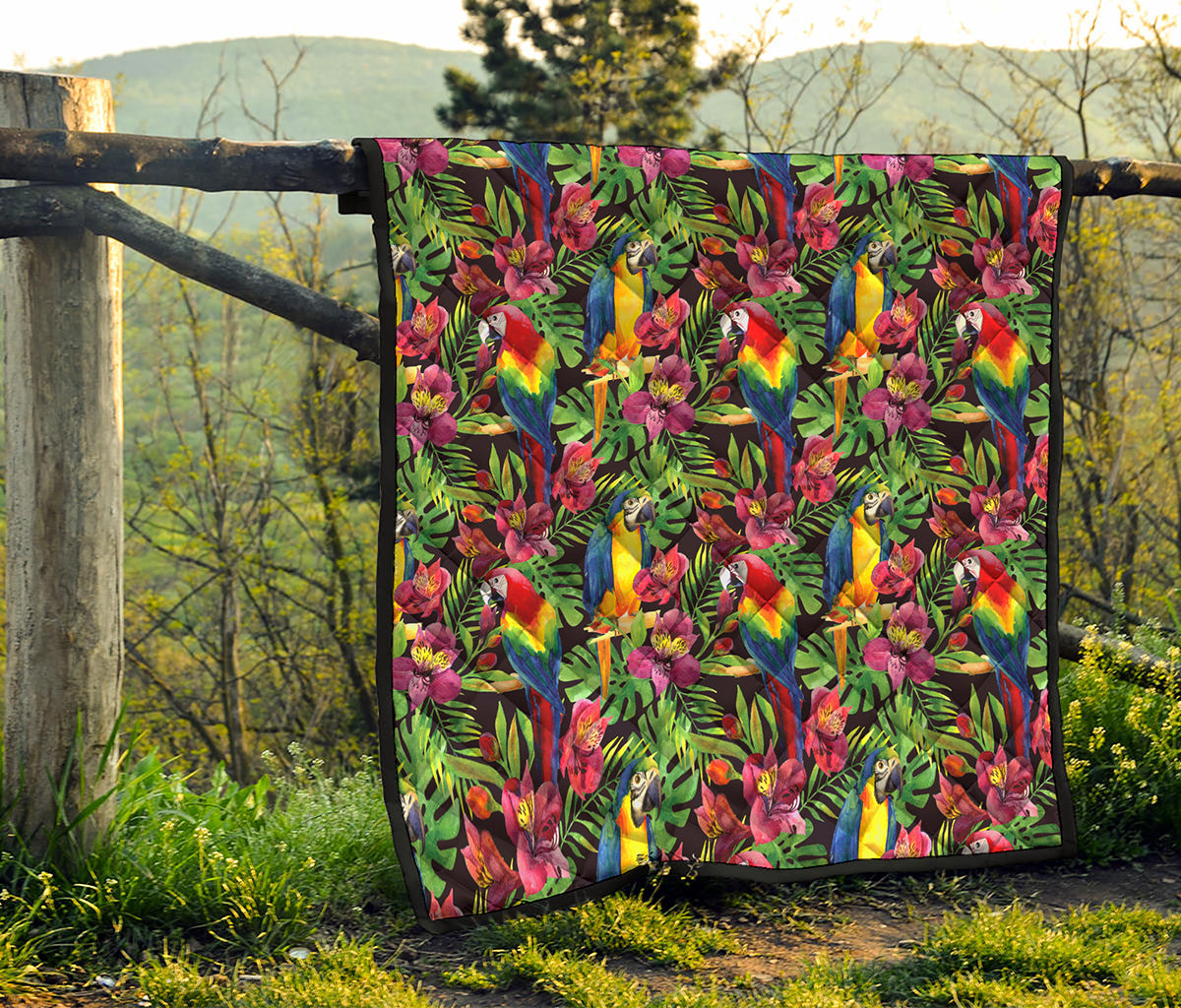 Watercolor Parrot Pattern Print Quilt