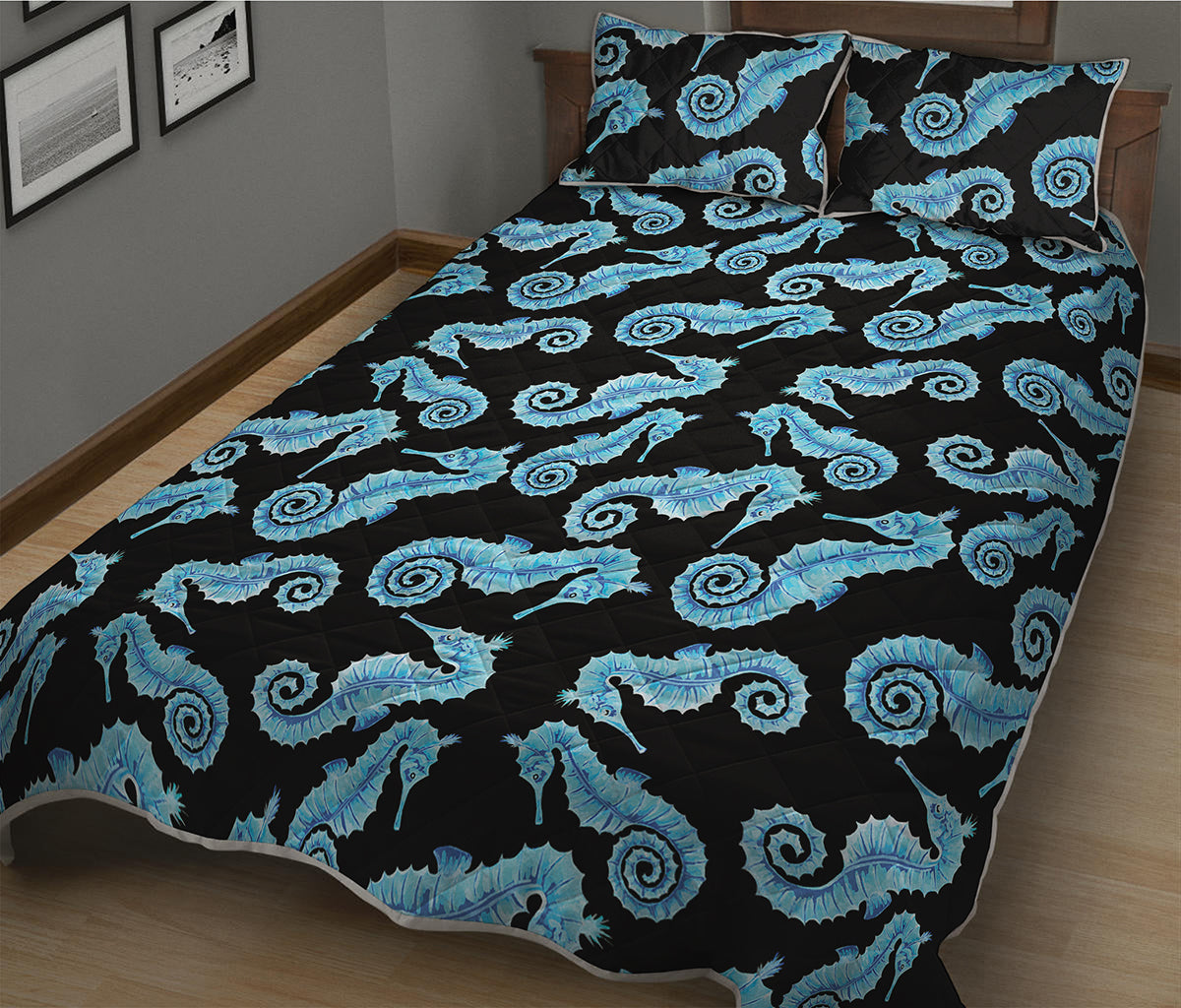 Watercolor Seahorse Pattern Print Quilt Bed Set