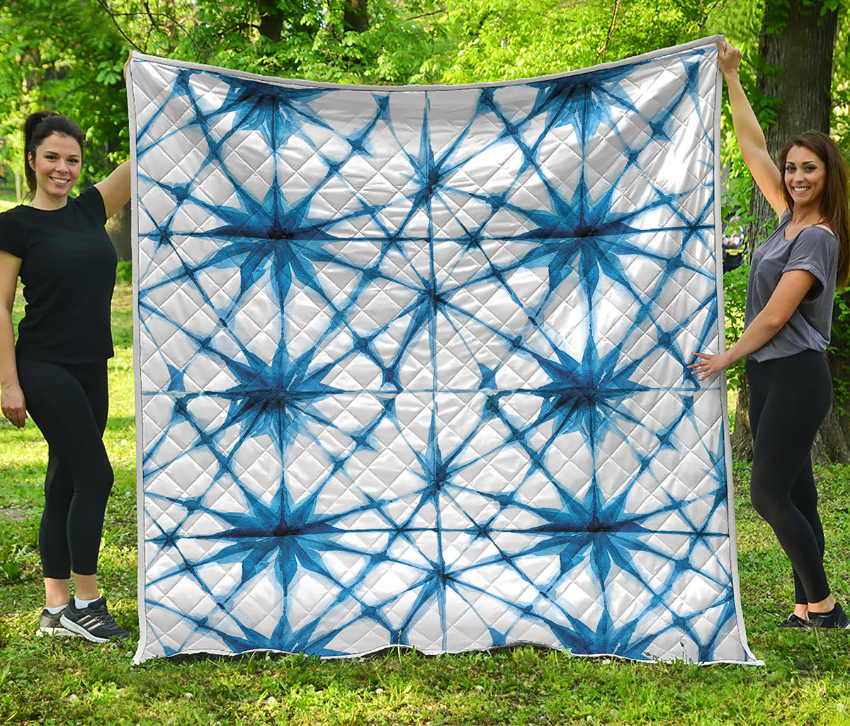 Watercolor Shibori Pattern Print Quilt
