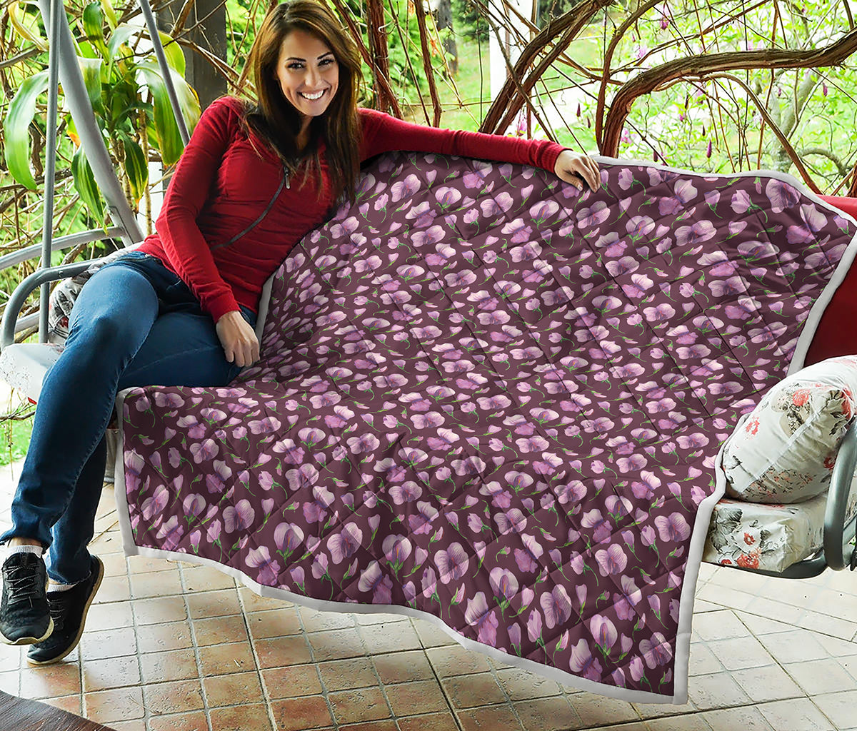 Watercolor Sweet Pea Pattern Print Quilt