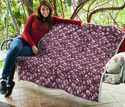 Watercolor Sweet Pea Pattern Print Quilt