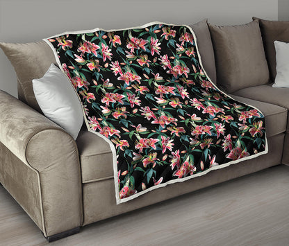 Watercolor Tropical Lily Pattern Print Quilt