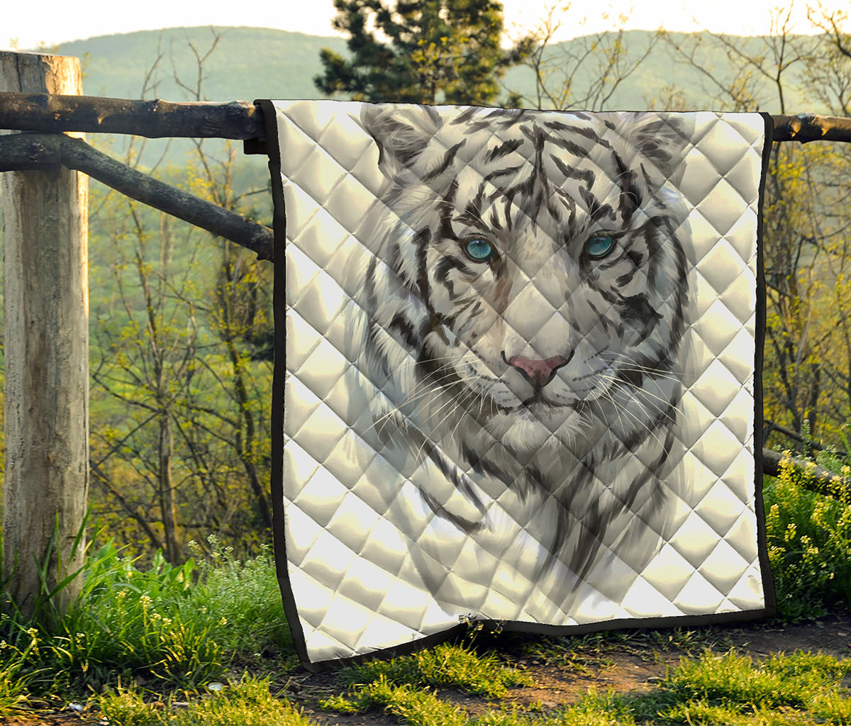 Watercolor White Bengal Tiger Print Quilt