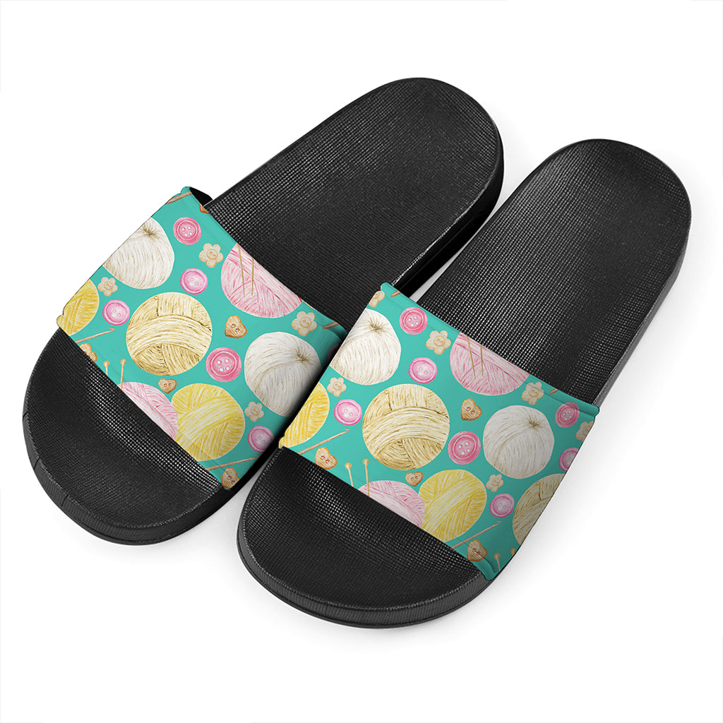 Watercolor Yarn Pattern Print Black Slide Sandals
