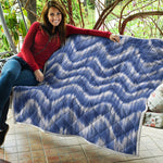 Wavy Shibori Pattern Print Quilt