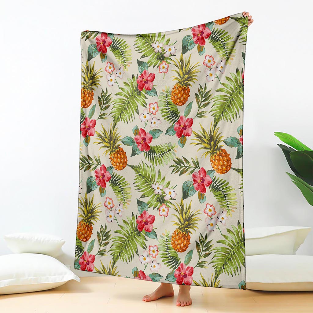 White Aloha Pineapple Pattern Print Blanket