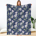 White Alstroemeria Pattern Print Blanket