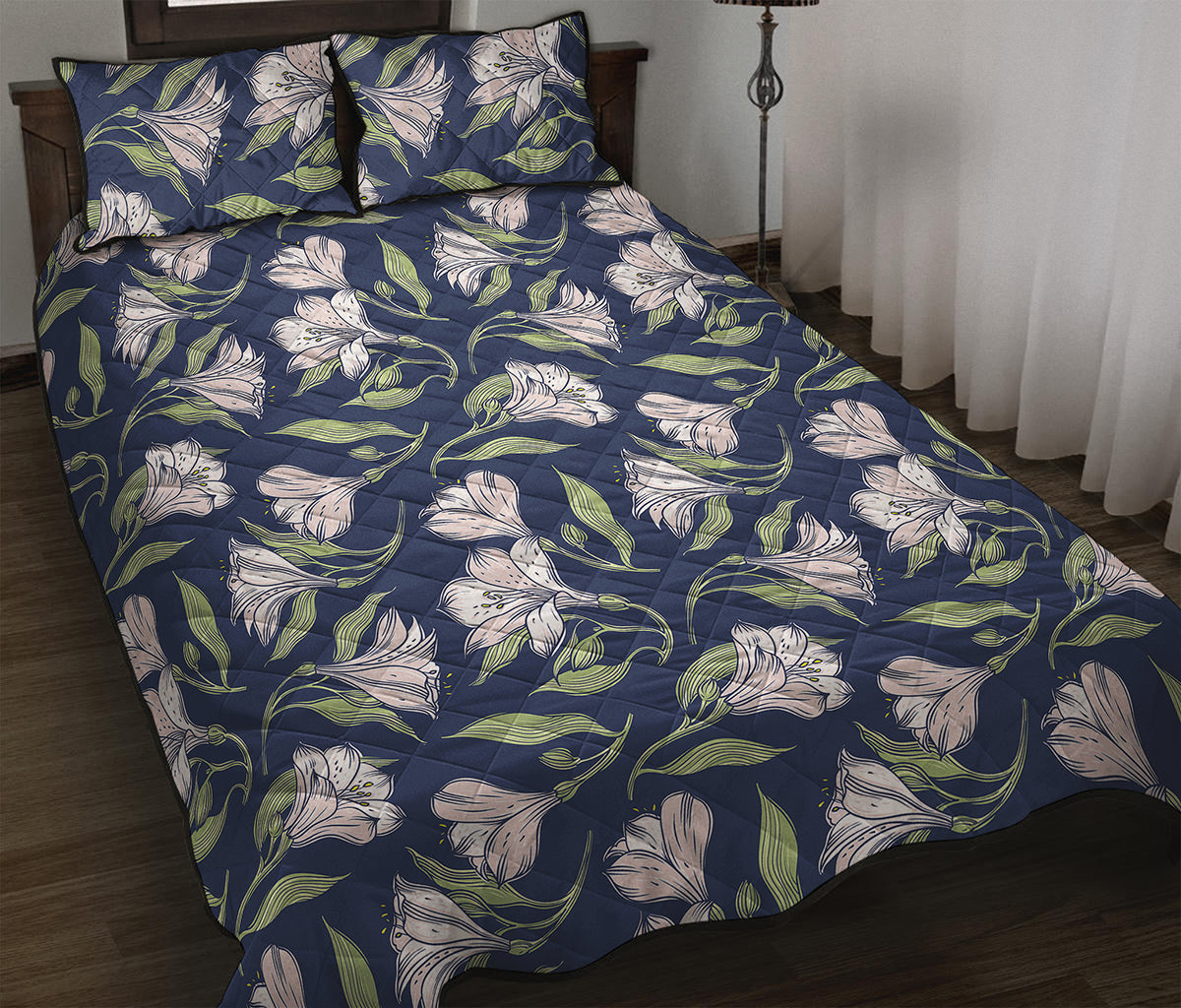 White Alstroemeria Pattern Print Quilt Bed Set