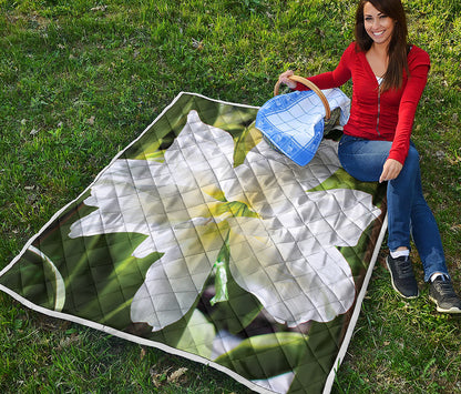 White Amaryllis Print Quilt