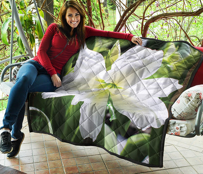White Amaryllis Print Quilt