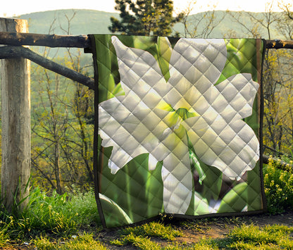 White Amaryllis Print Quilt