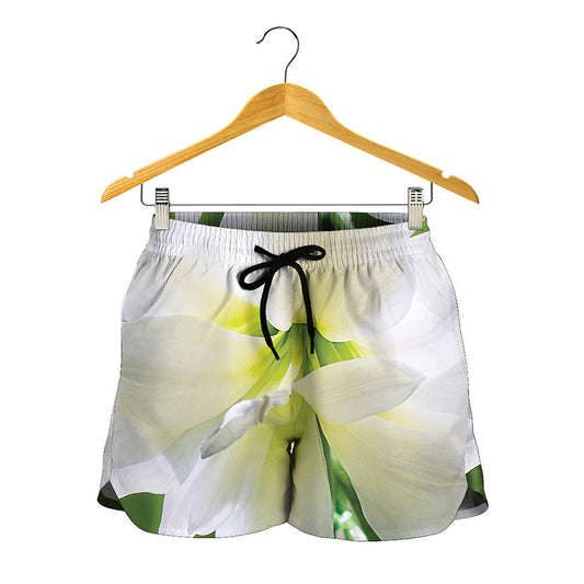 White Amaryllis Print Women's Shorts