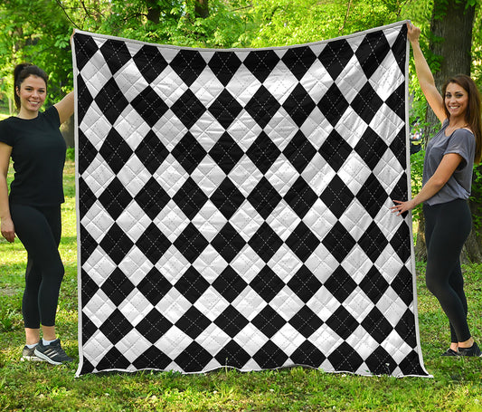 White And Black Argyle Pattern Print Quilt