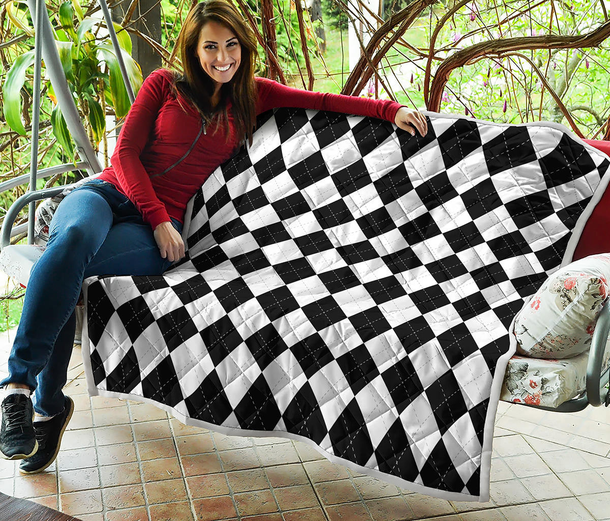 White And Black Argyle Pattern Print Quilt