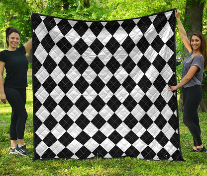 White And Black Argyle Pattern Print Quilt