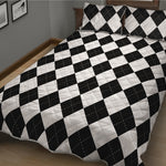 White And Black Argyle Pattern Print Quilt Bed Set