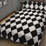 White And Black Argyle Pattern Print Quilt Bed Set