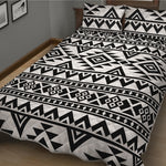 White And Black Aztec Pattern Print Quilt Bed Set