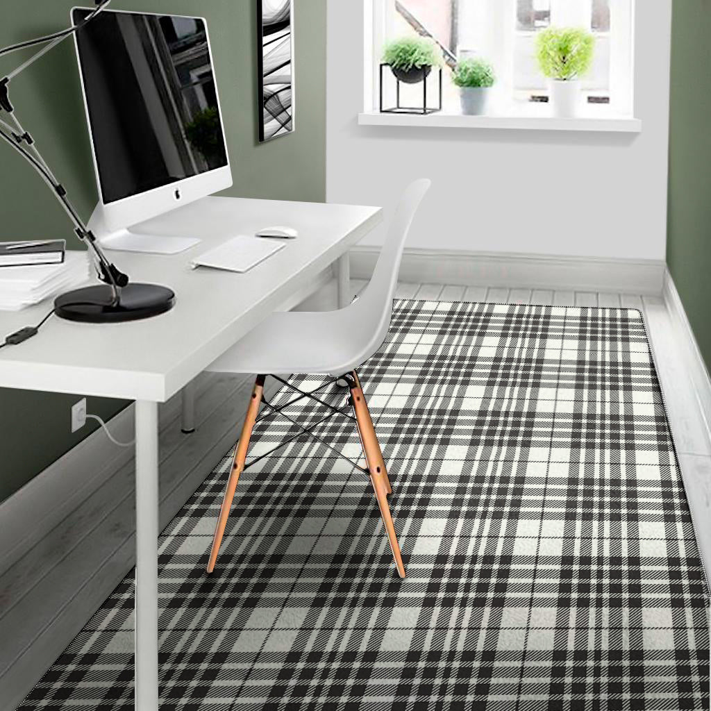 White And Black Border Tartan Print Area Rug