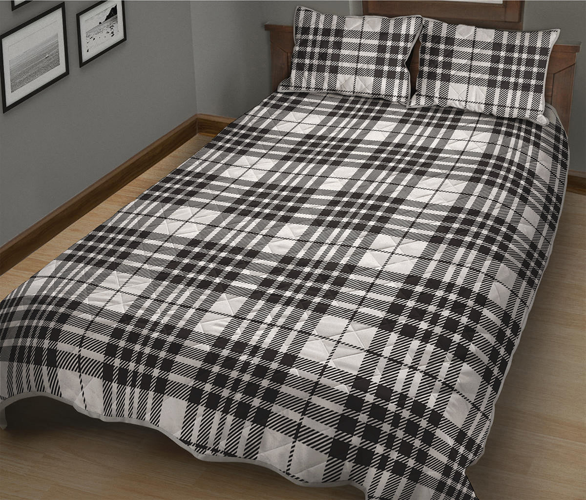 White And Black Border Tartan Print Quilt Bed Set