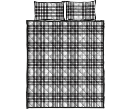 White And Black Border Tartan Print Quilt Bed Set