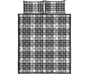 White And Black Border Tartan Print Quilt Bed Set