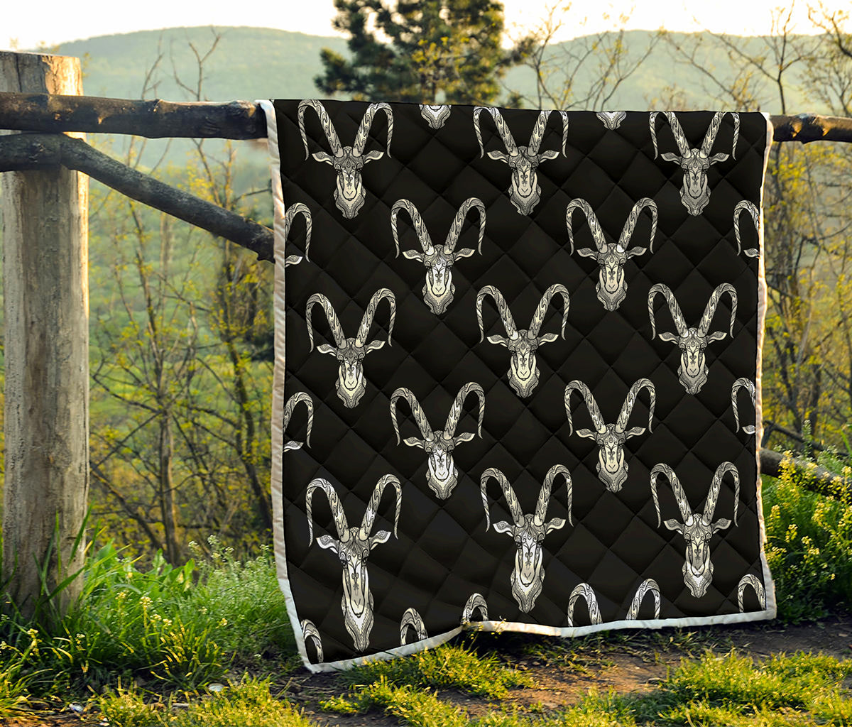 White And Black Capricorn Sign Print Quilt
