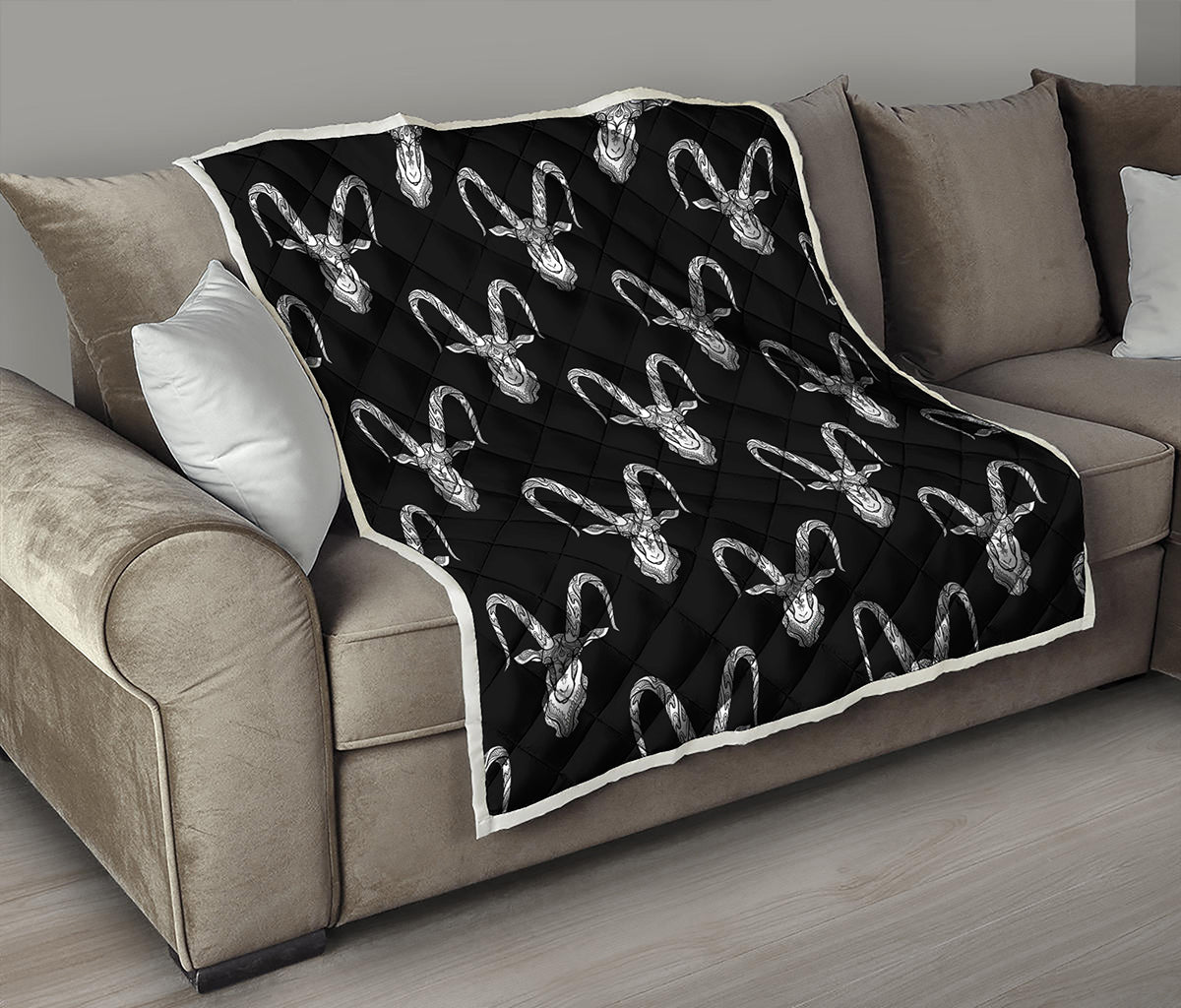 White And Black Capricorn Sign Print Quilt