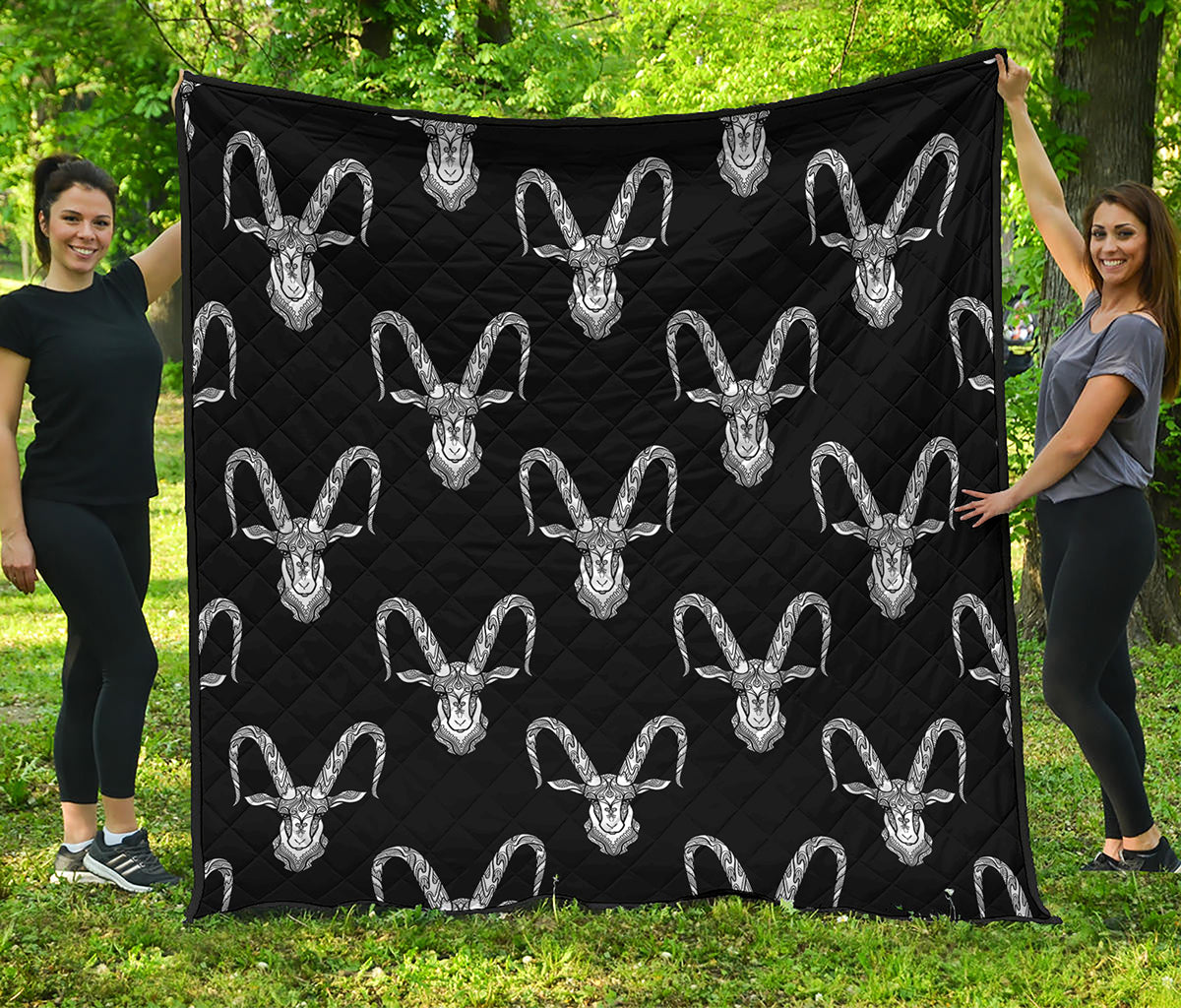 White And Black Capricorn Sign Print Quilt
