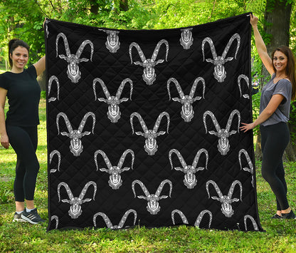White And Black Capricorn Sign Print Quilt