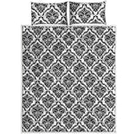 White And Black Damask Pattern Print Quilt Bed Set