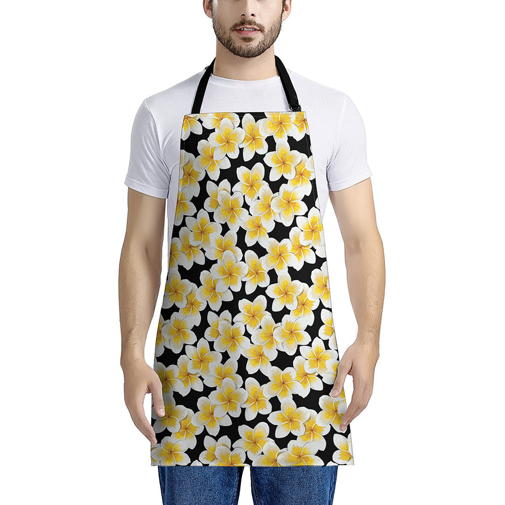 White And Black Frangipani Pattern Print Apron