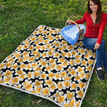 White And Black Frangipani Pattern Print Quilt