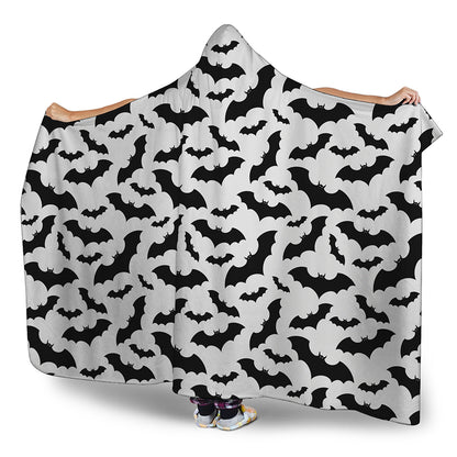 White And Black Halloween Bat Print Hooded Blanket