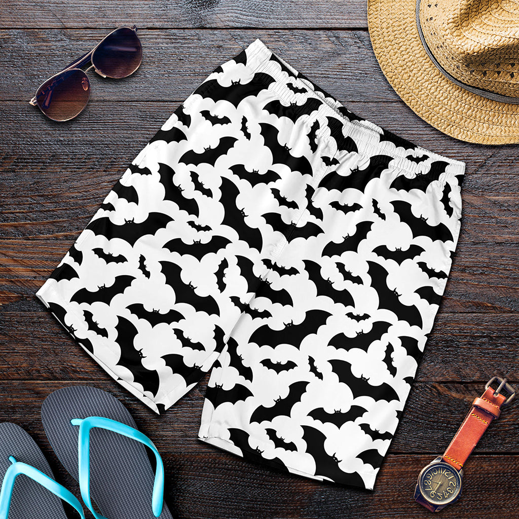 White And Black Halloween Bat Print Men's Shorts