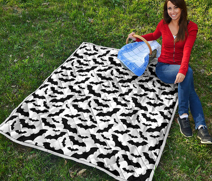 White And Black Halloween Bat Print Quilt