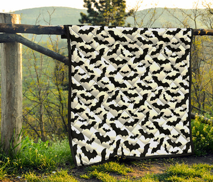 White And Black Halloween Bat Print Quilt