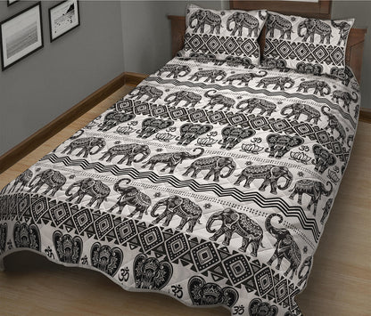 White And Black Indian Elephant Print Quilt Bed Set