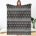 White And Black Knitted Pattern Print Blanket