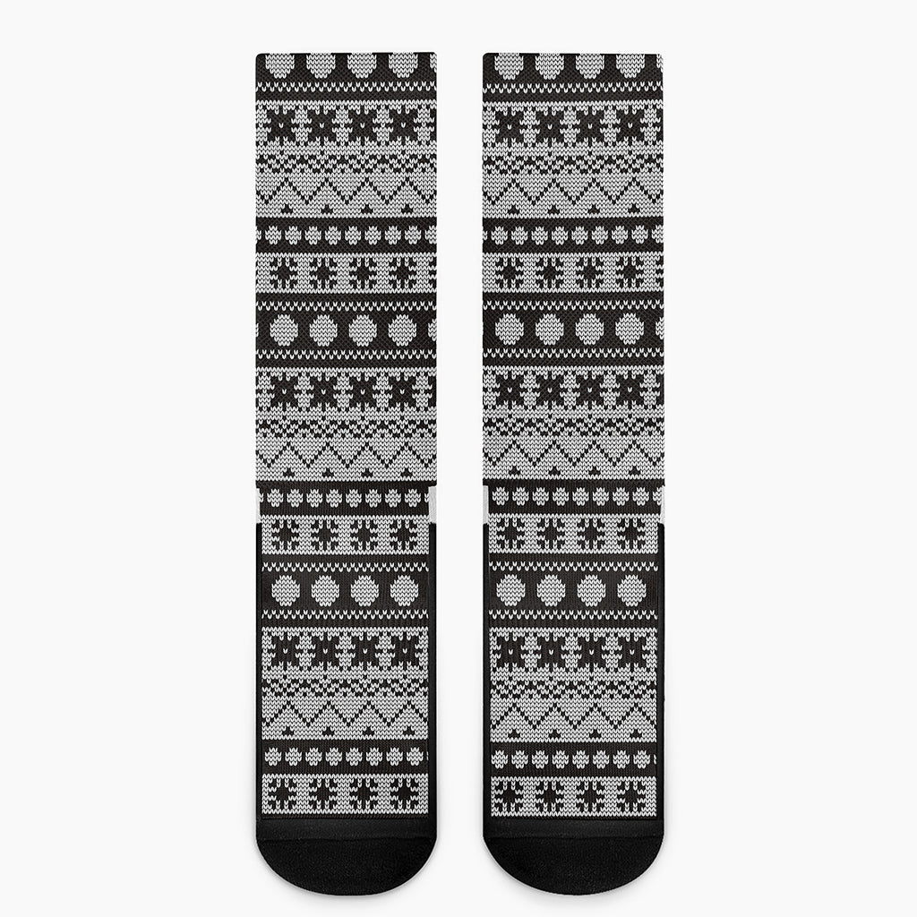 White And Black Knitted Pattern Print Crew Socks