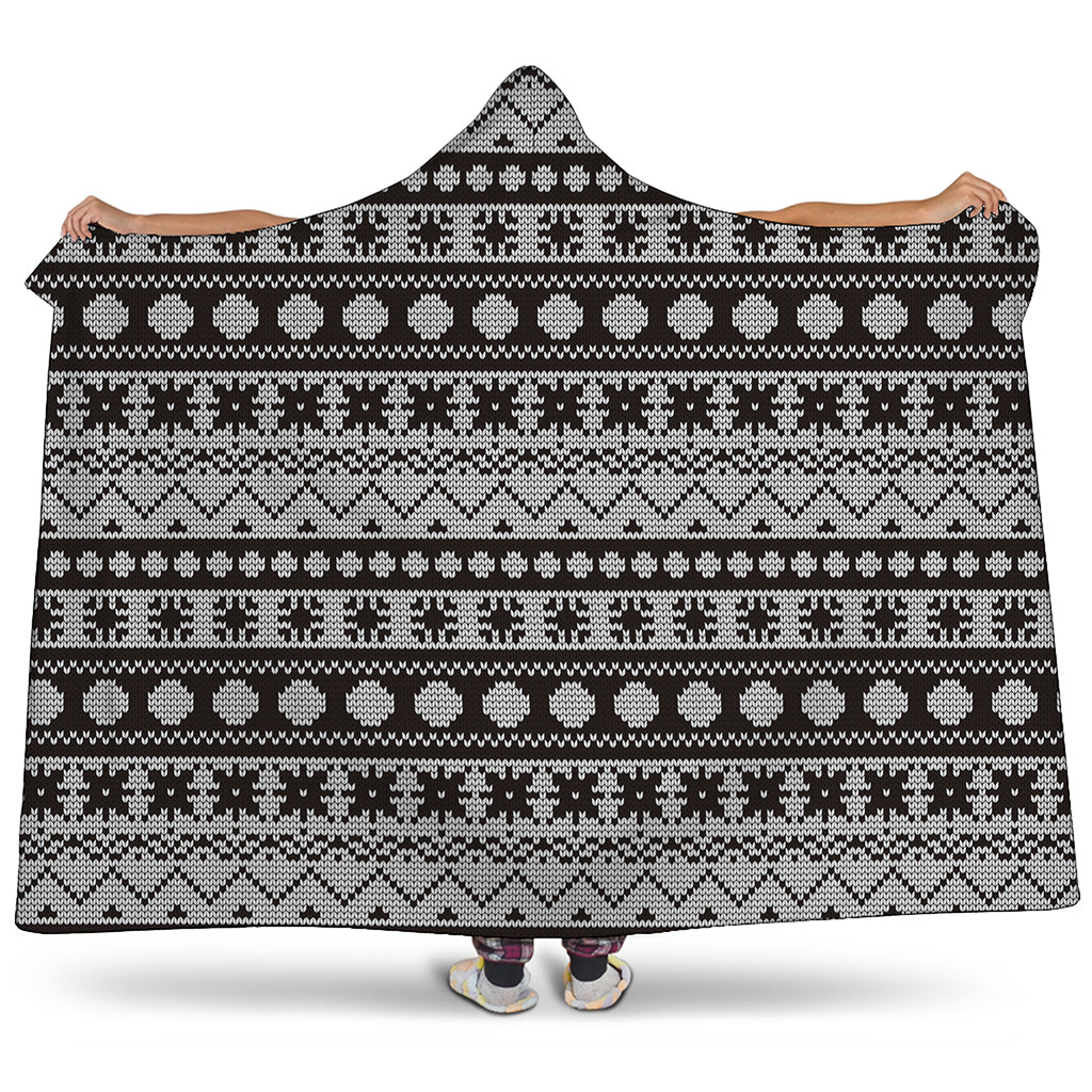 White And Black Knitted Pattern Print Hooded Blanket